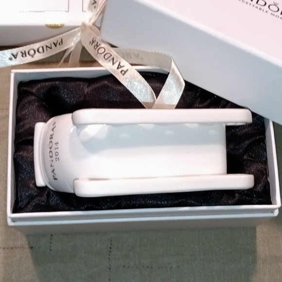 🆕 Pandora Unforgettable Moments Sleigh Ornament Christmas 2014 Holiday Ornament - Picture 7 of 14